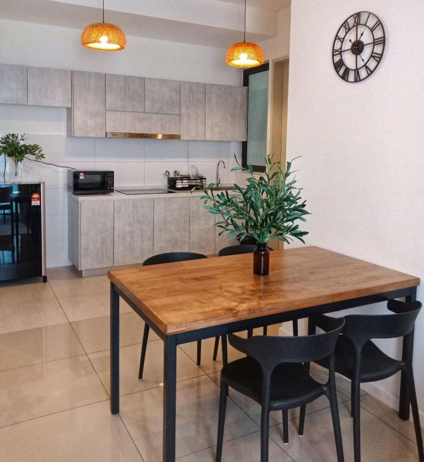Staycationbyrieymona - 3Br Condo, Clio 2, Putrajaya Kültér fotó